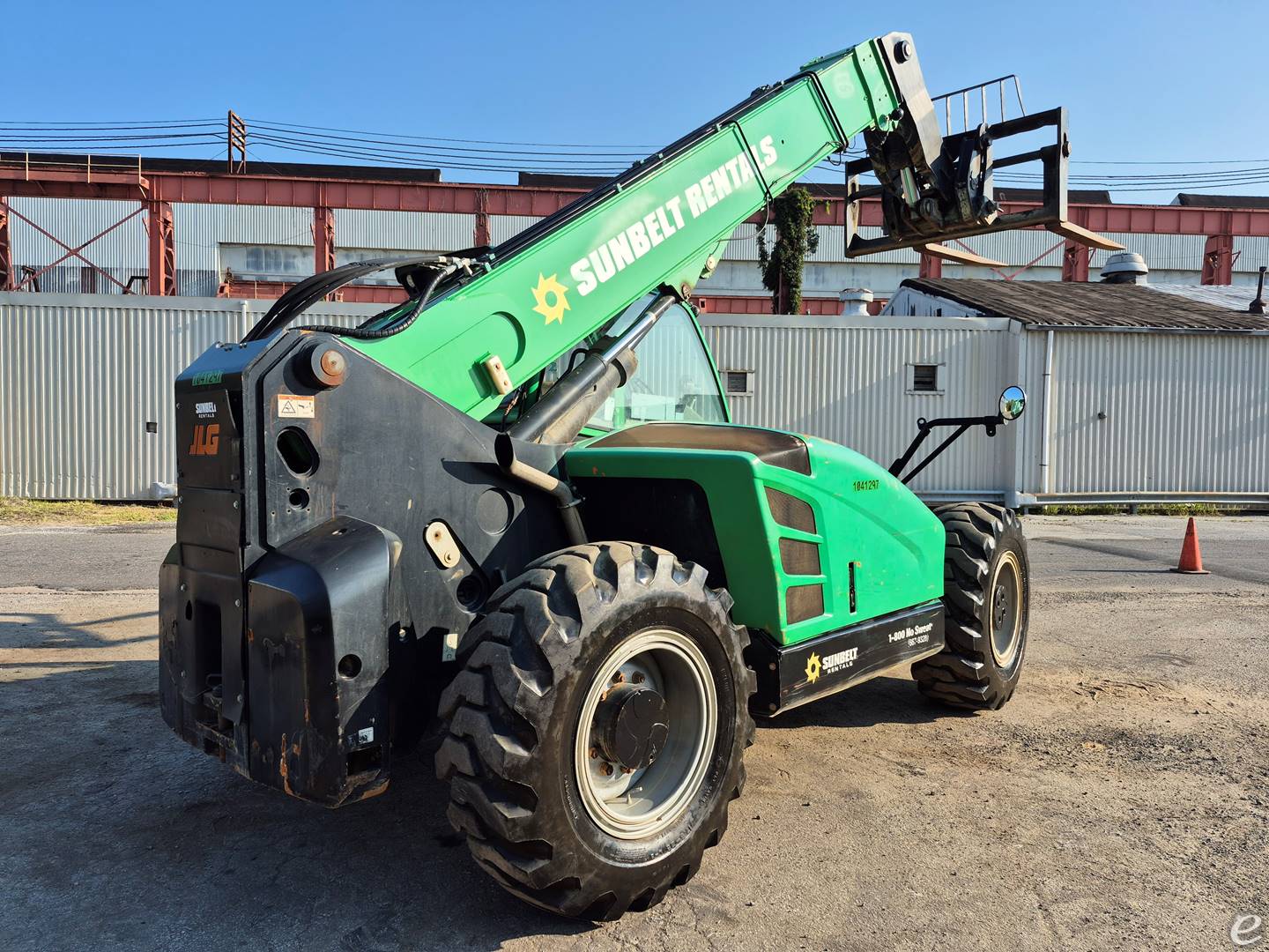 2017 JLG 1644