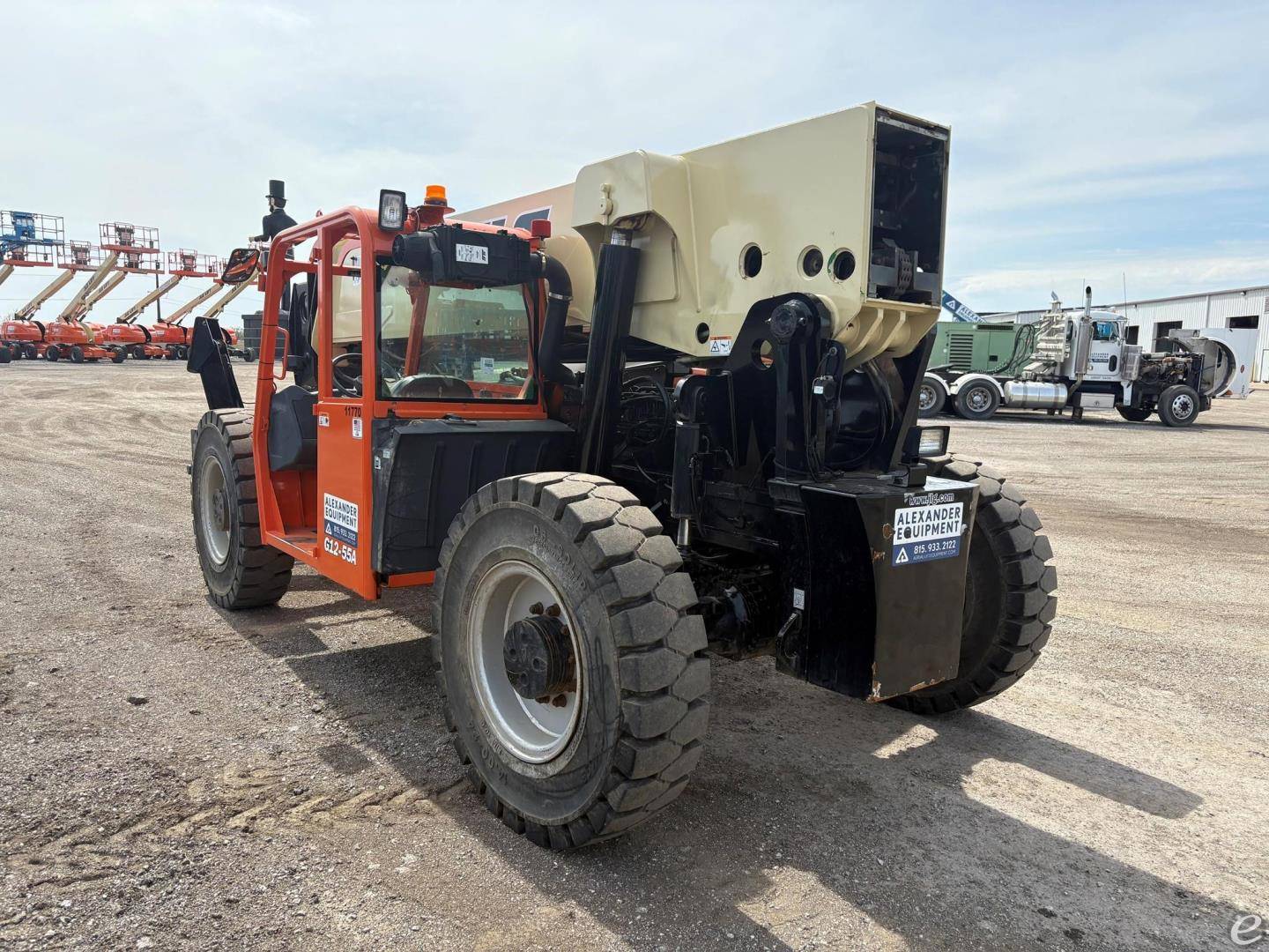 2013 JLG G12-55A