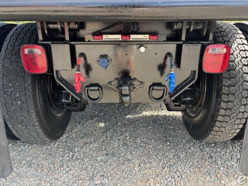 2024 Mack GRANITE 64FR