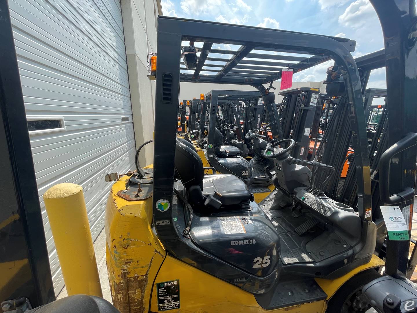2017 Komatsu FG25ST-16