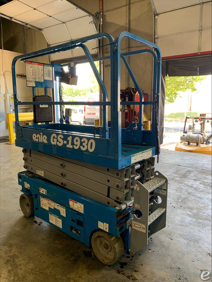 2018 Genie GS-1930