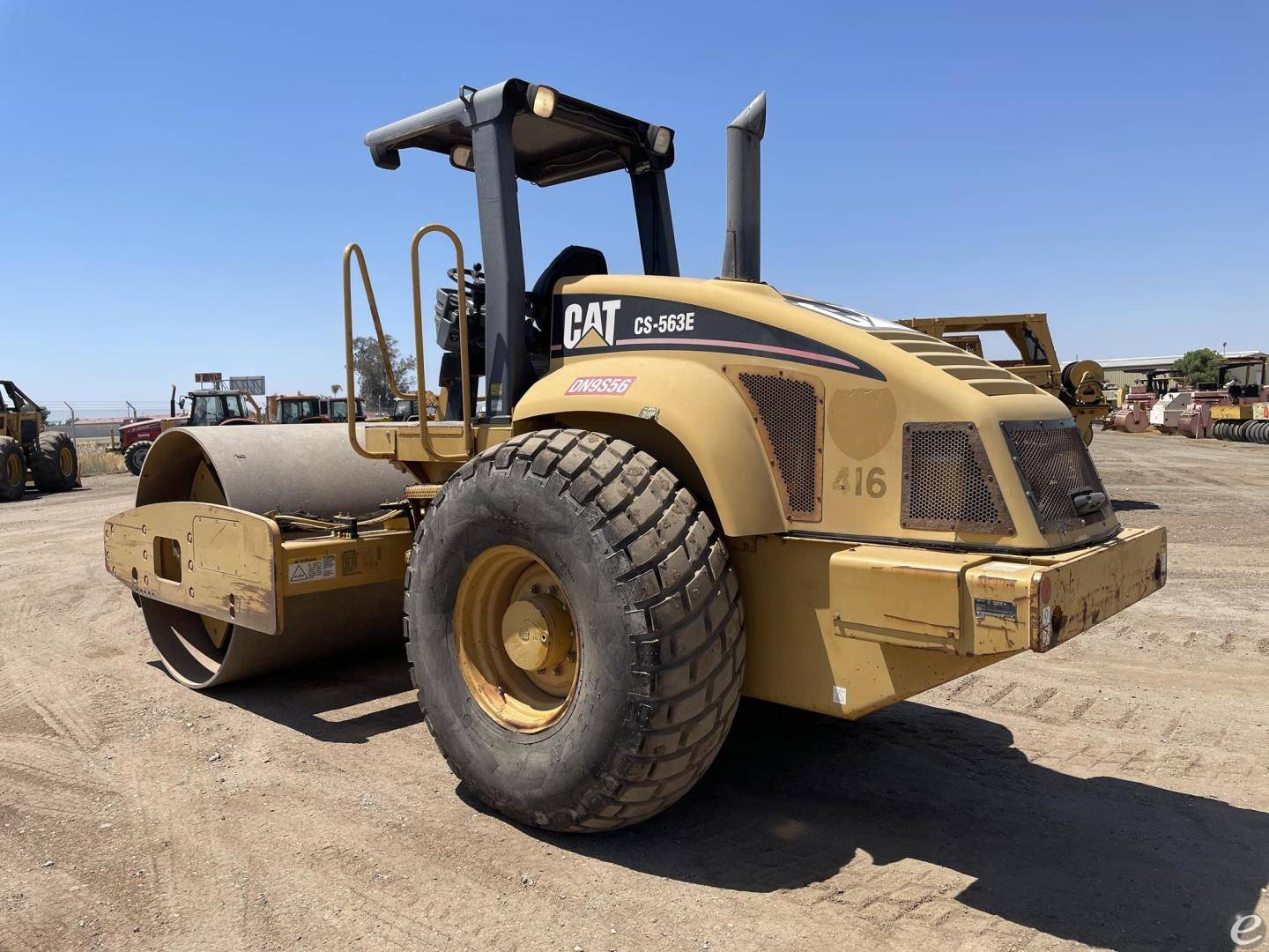 2003 Cat CS-563E