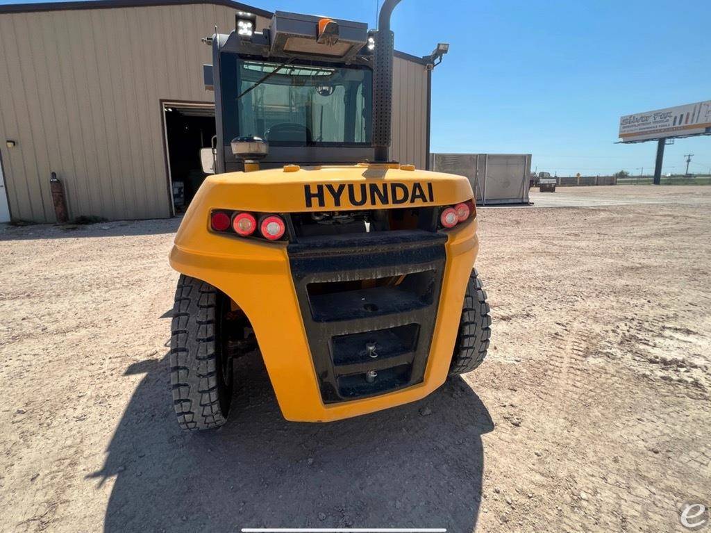 2019 Hyundai 80D-9