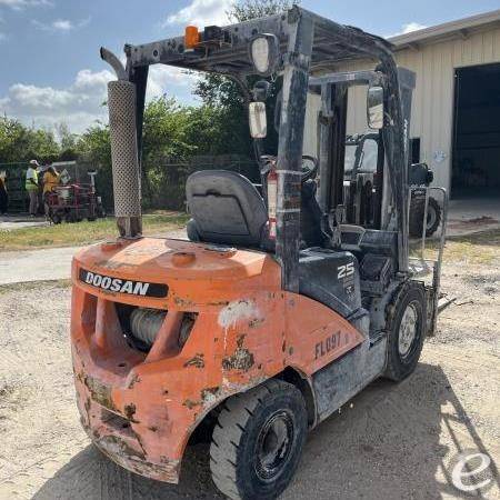 2019 Doosan D25S-7