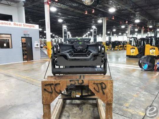 2018 Yale NR045 Electric Reach Truck - 123Forklift