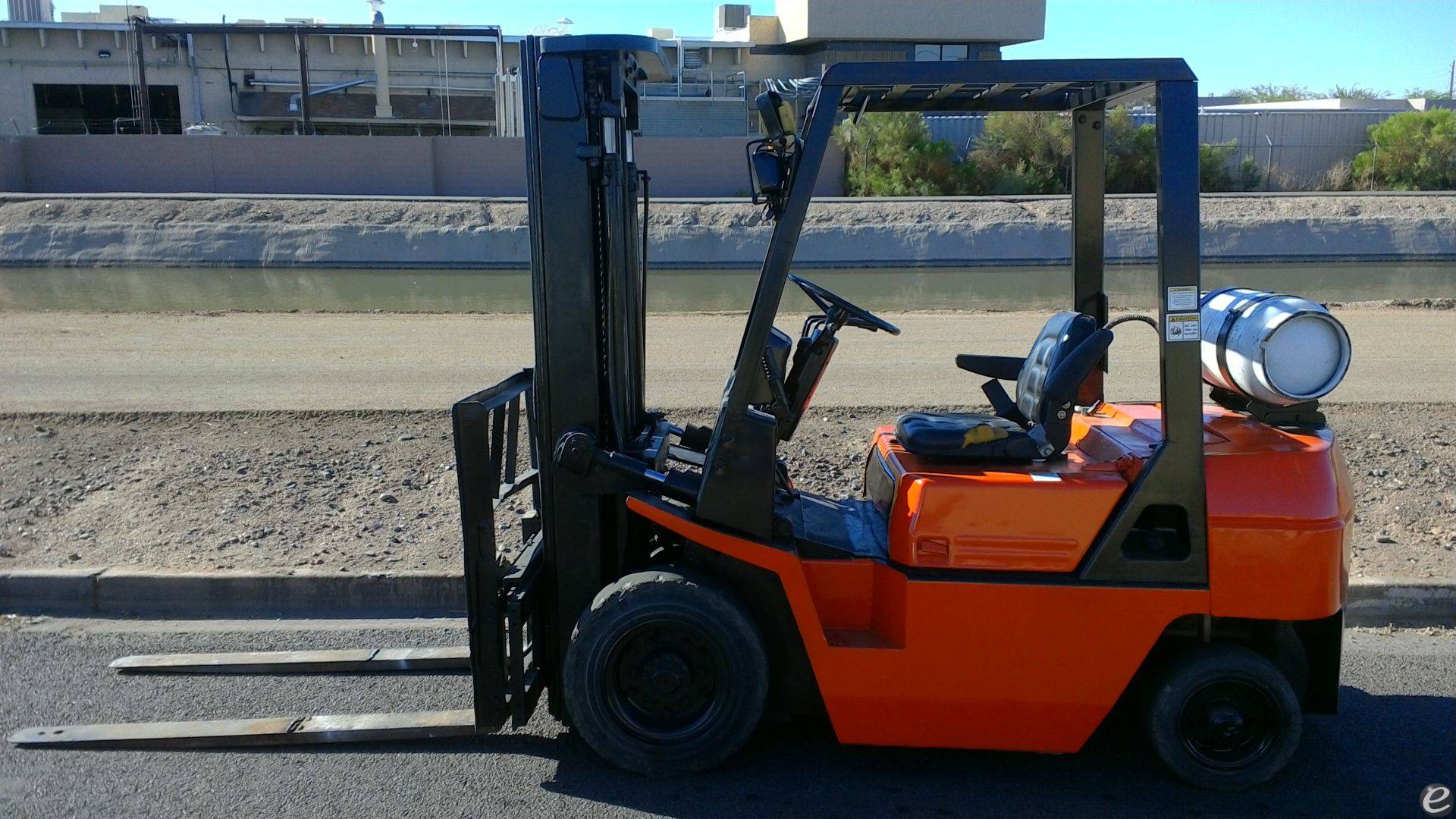 1999 World Lift WFG50
