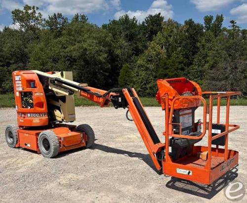 2018 JLG E300AJP