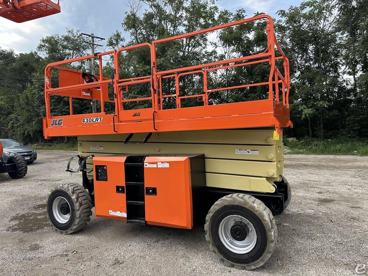 2018 JLG 430LRT