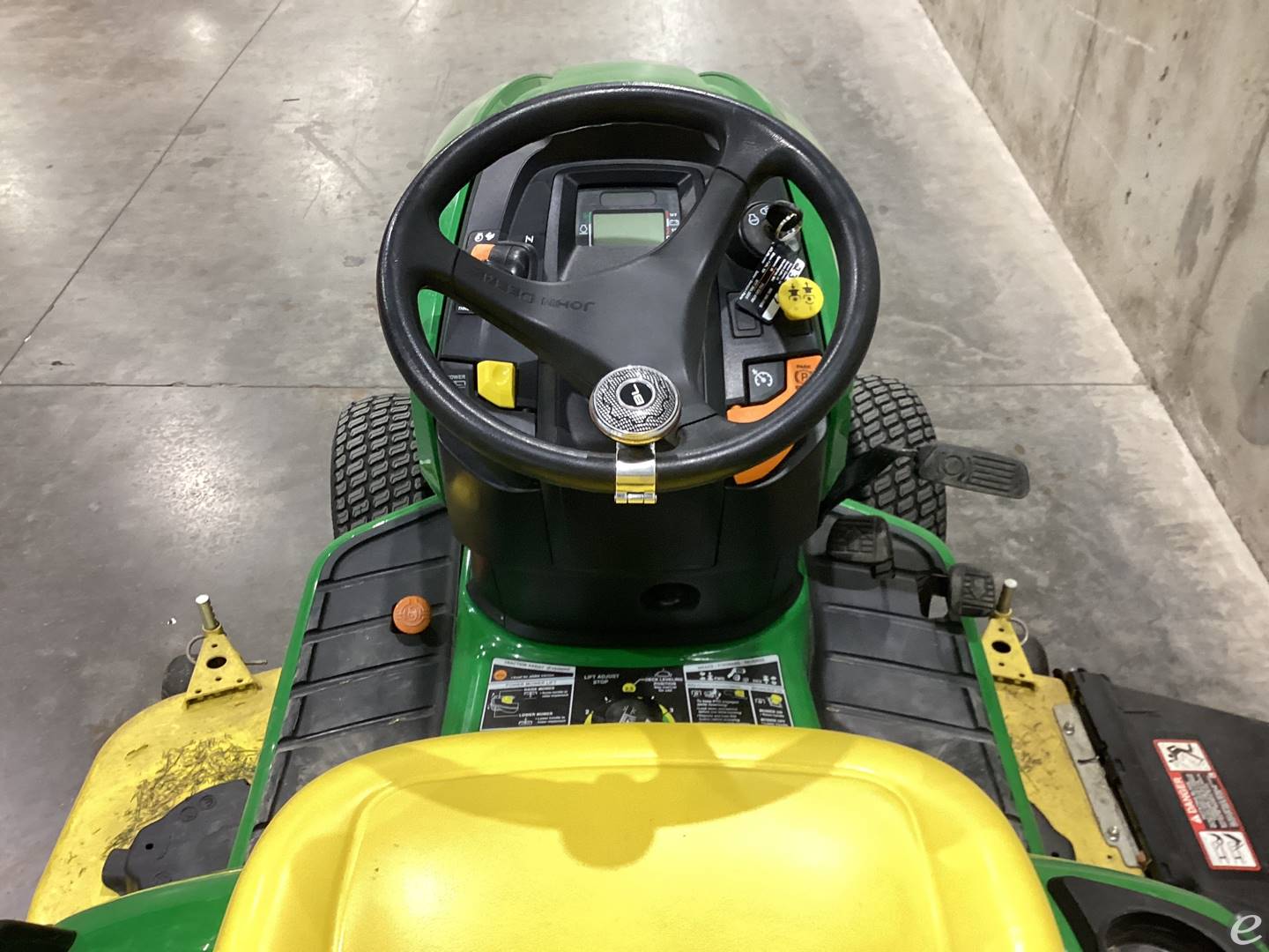 2019 John Deere X580