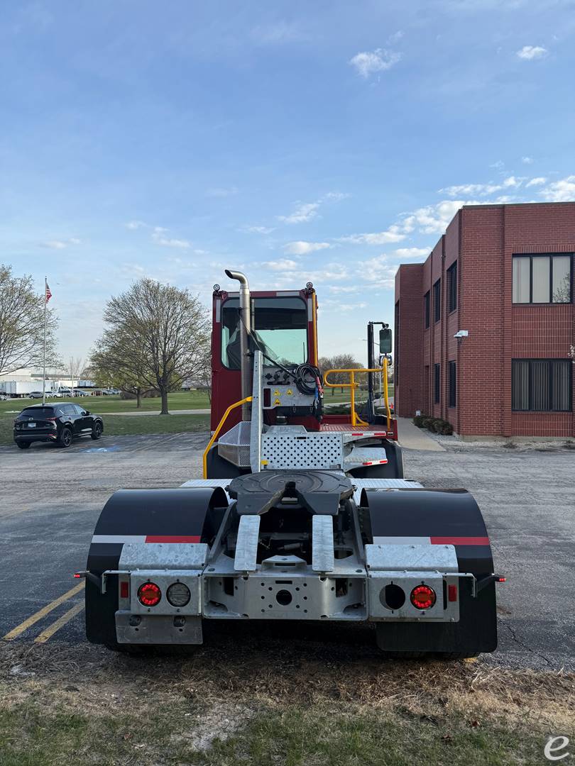 2024 Terberg YT193DOT