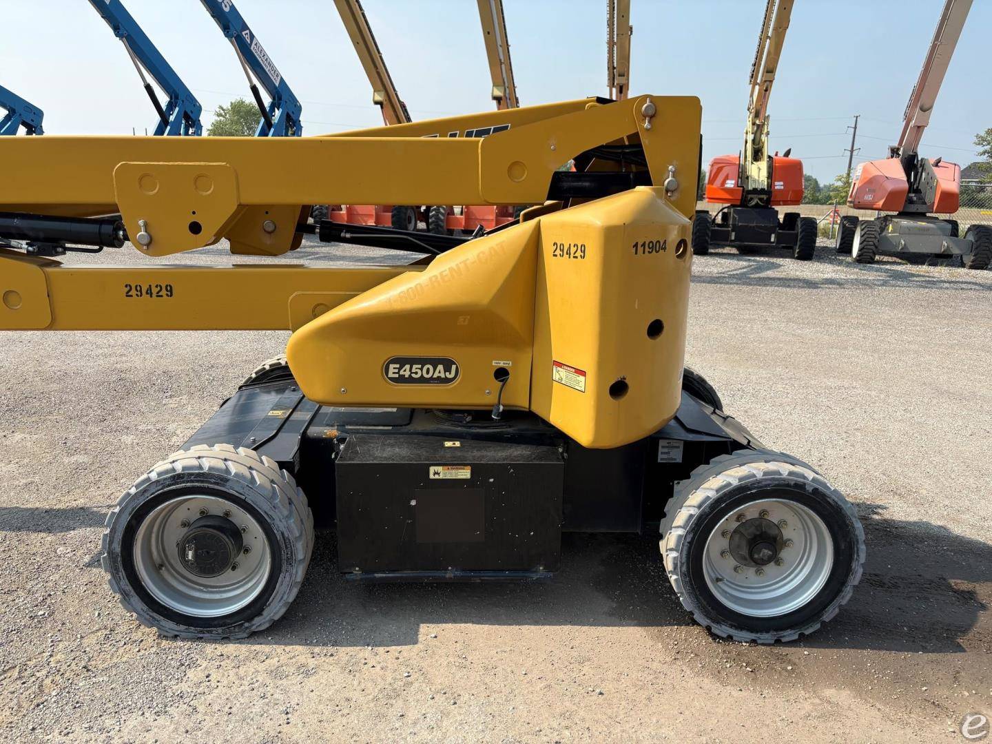 2018 JLG E450AJ