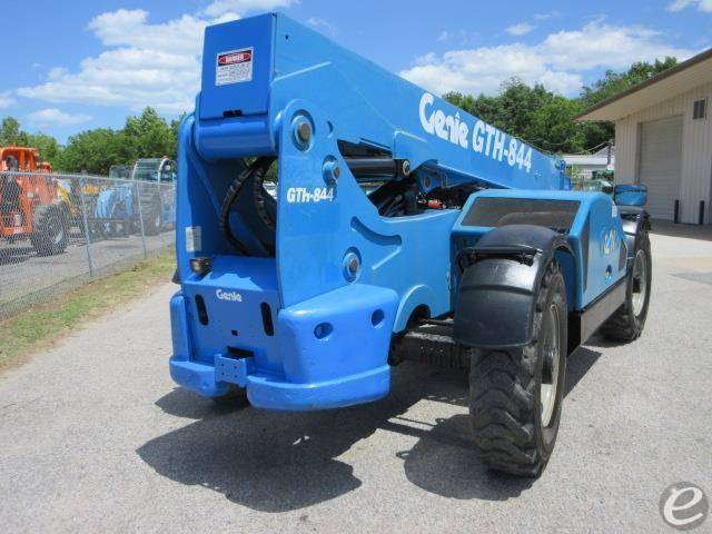 2016 Genie GTH844