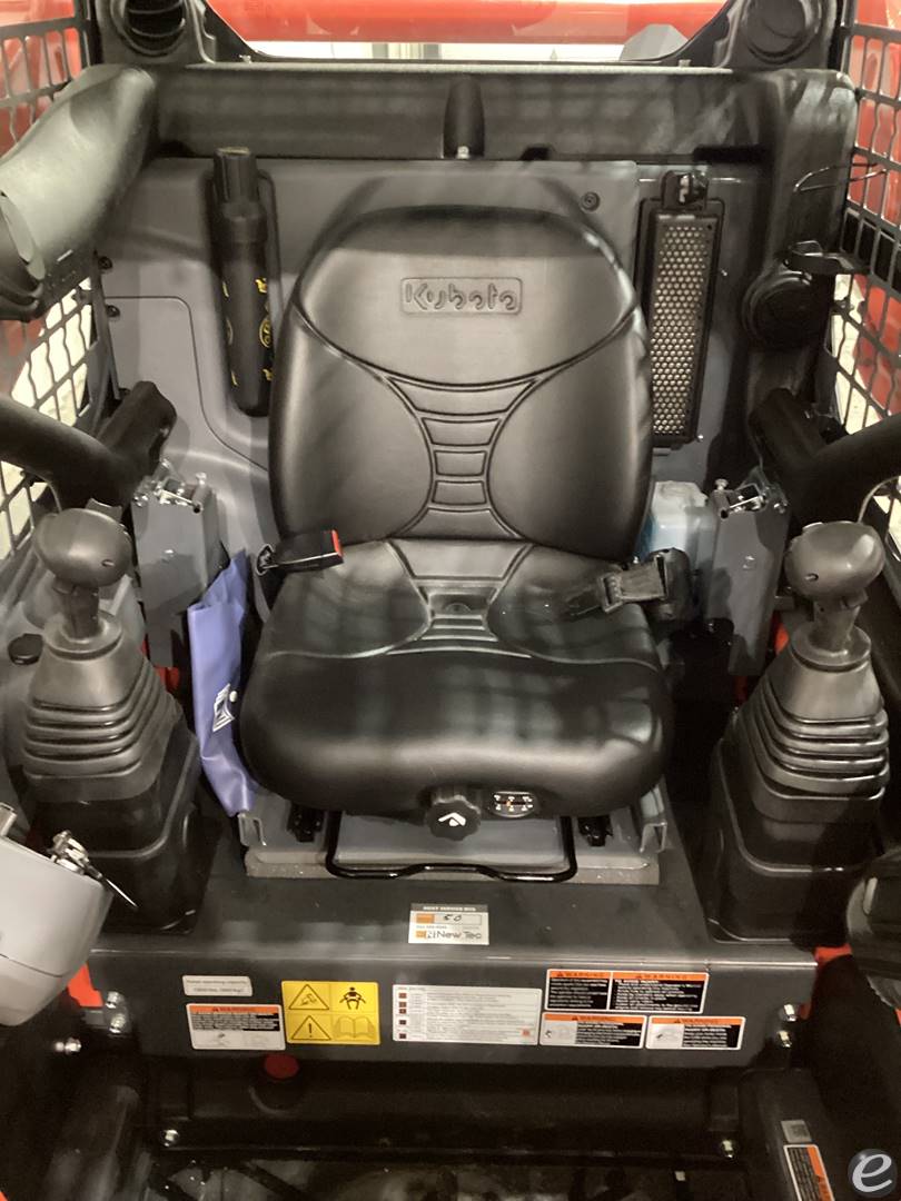 2025 Kubota SSV65PHRC