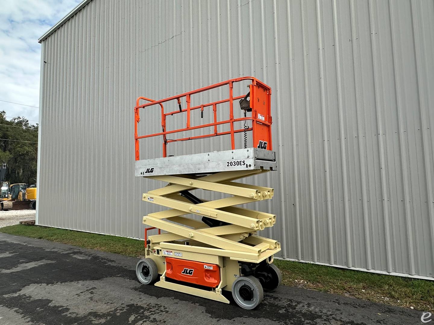 2014 JLG 2030ES