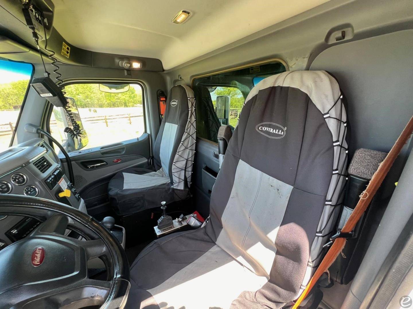 2017 Peterbilt 567
