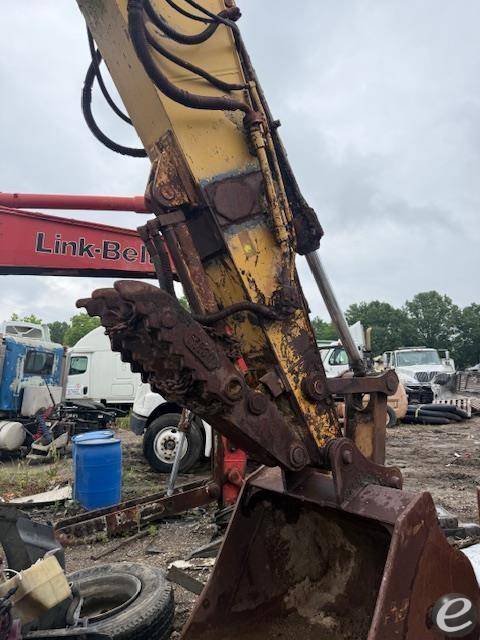 2016 Cat 320FL