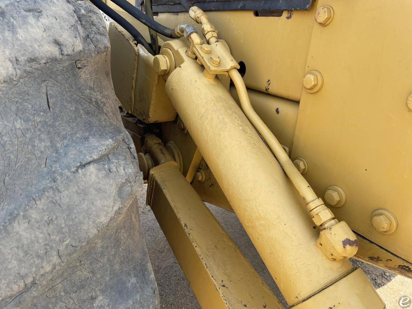 1972 Cat 518