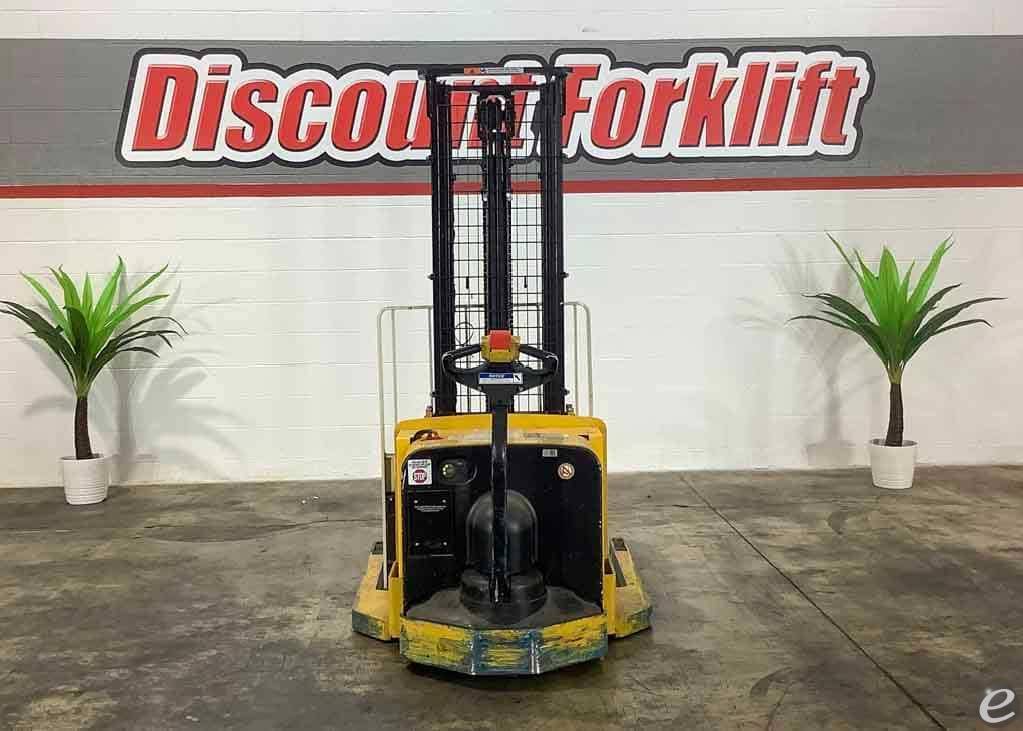 2015 Yale MSW040SFN24TV087 Electric Forklift - 123Forklift