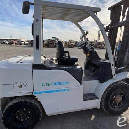 2022 Nissan MD1F4A40V