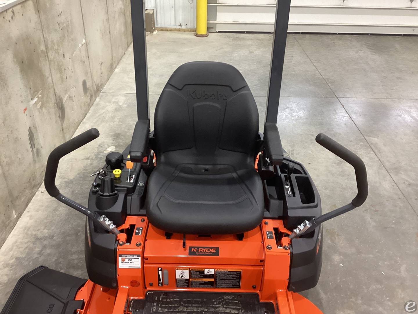 2026 Kubota Z232KW-42