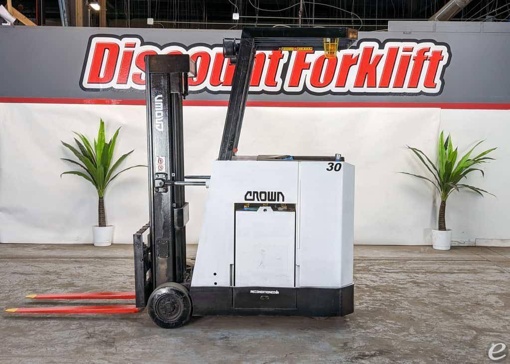1994 Crown 30RCTT Electric Forklift - 123Forklift