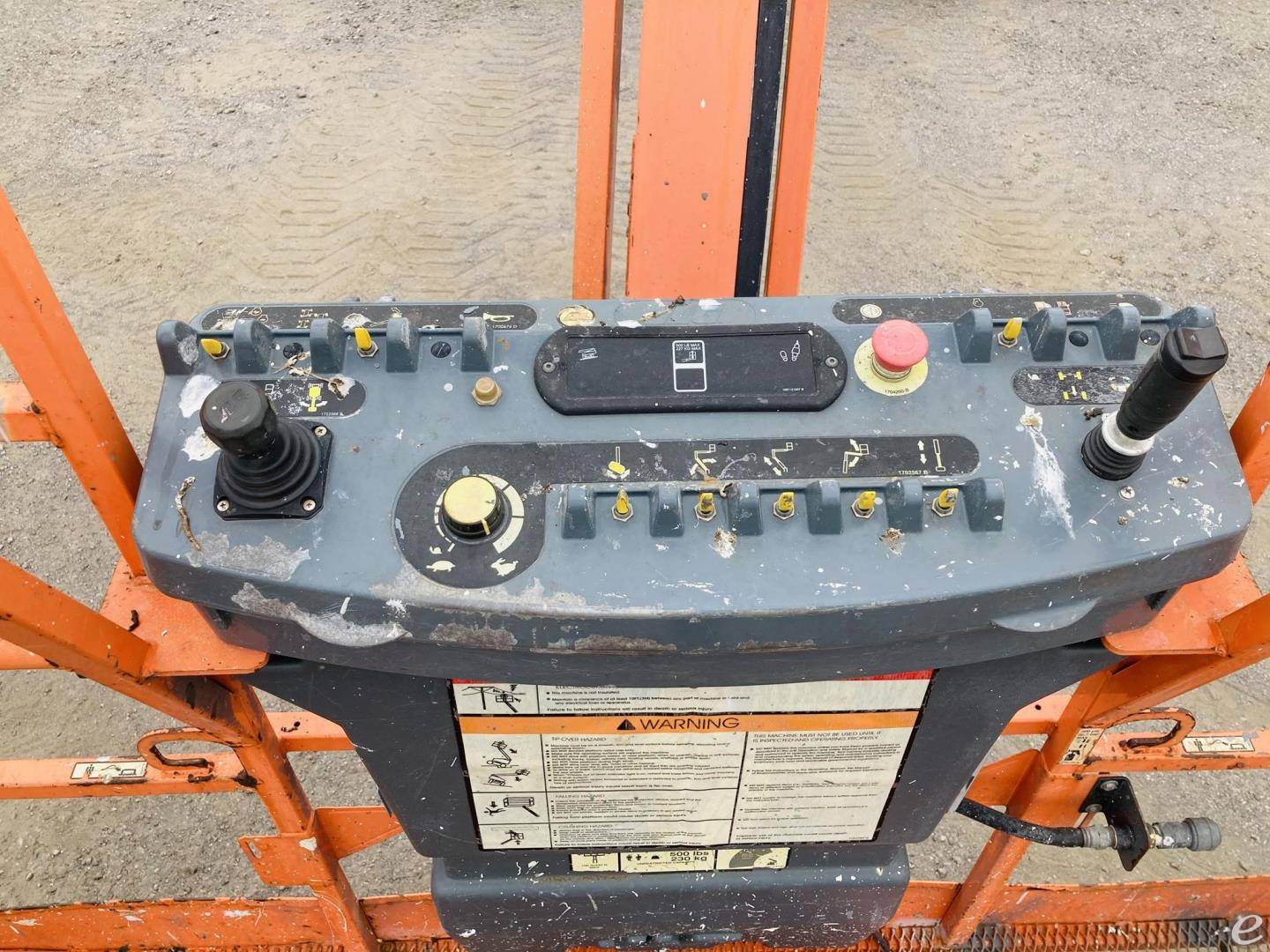 2007 JLG 800AJ
