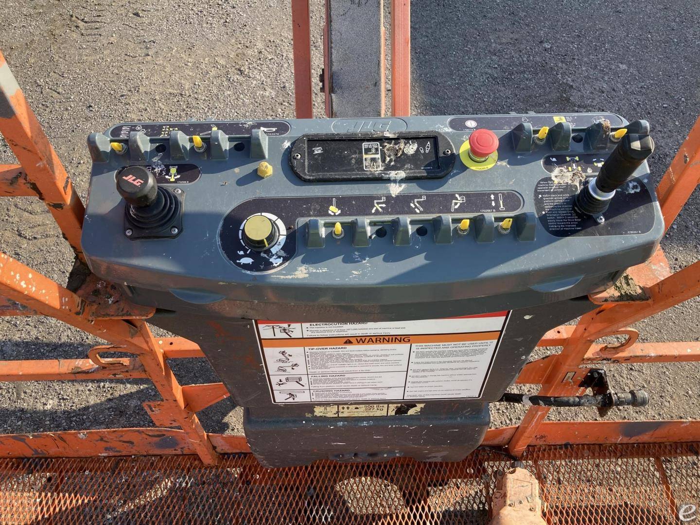 2016 JLG 660SJ