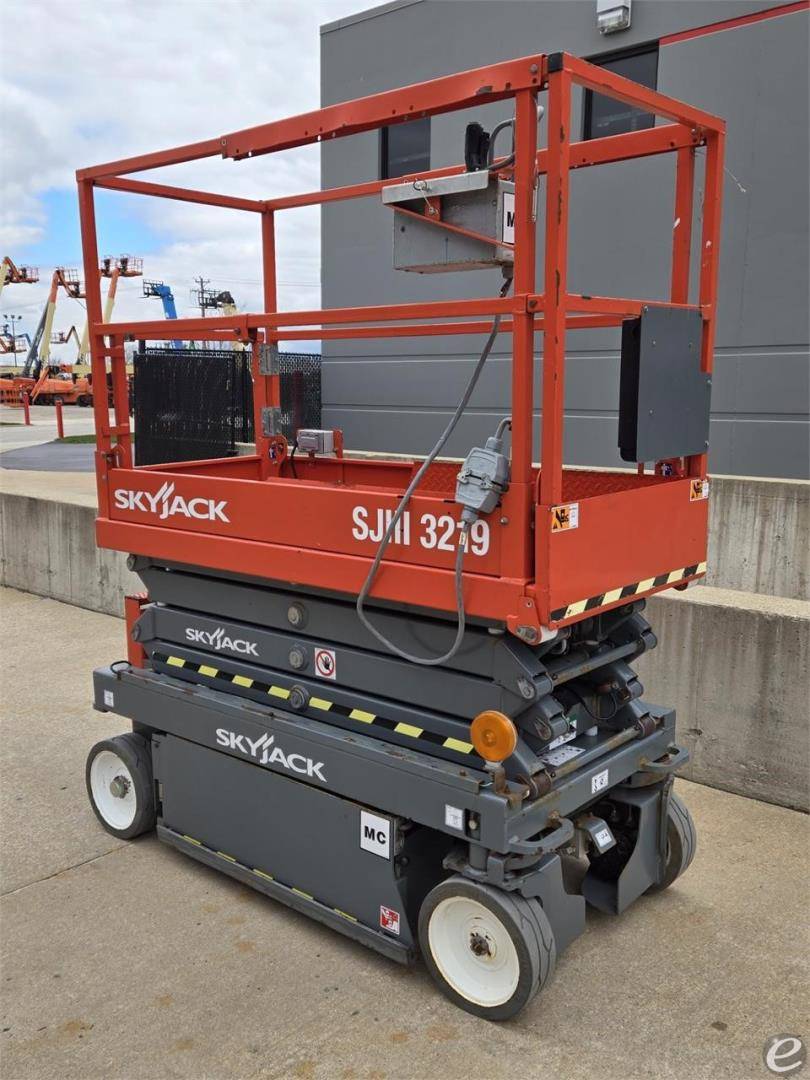 2019 Skyjack SJIII3219 Electric Scissor Lift - 123Forklift