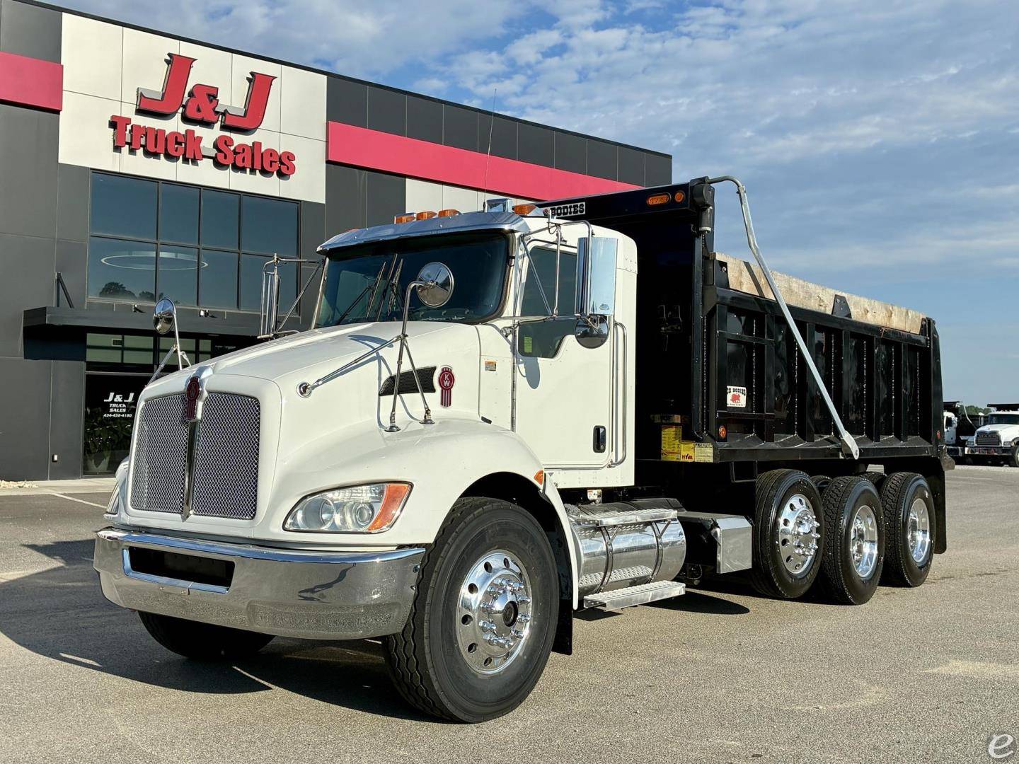 2020 Kenworth T370