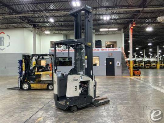 2019 Crown RR5725-45