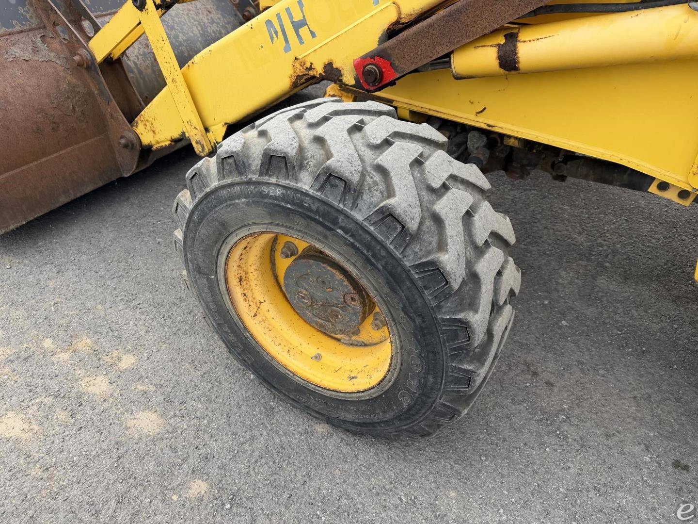 2005 New Holland LB75B