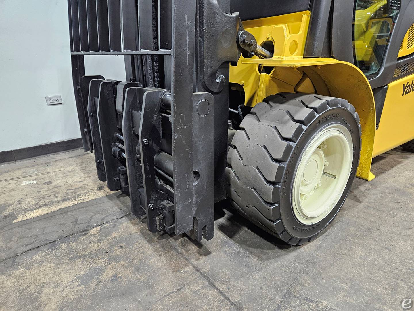 2021 Yale GDP090VX