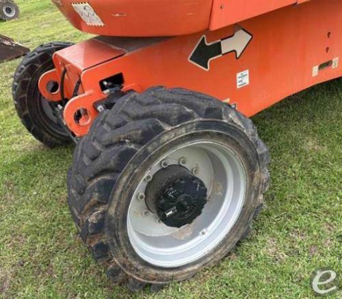 2019 JLG 800AJ