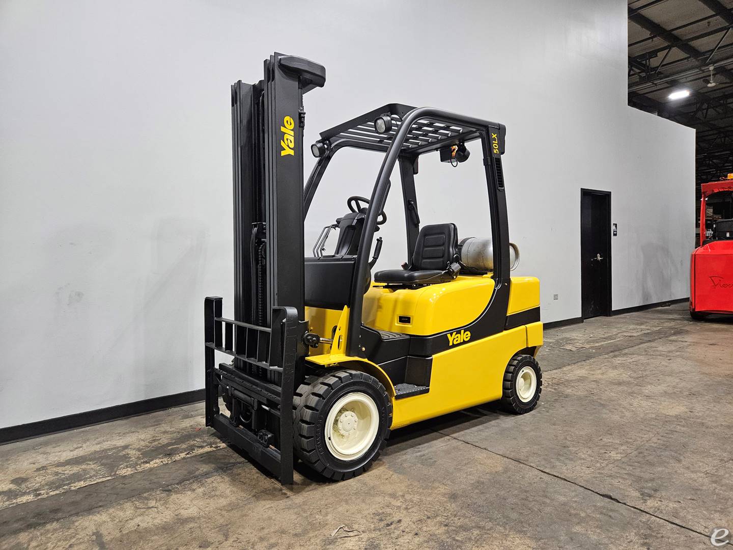 2012 Yale GLP050LX