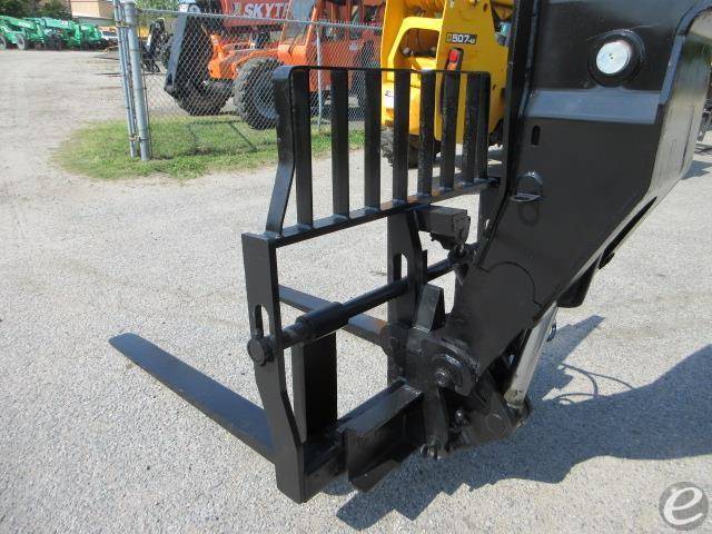 2015 JLG G12-55A