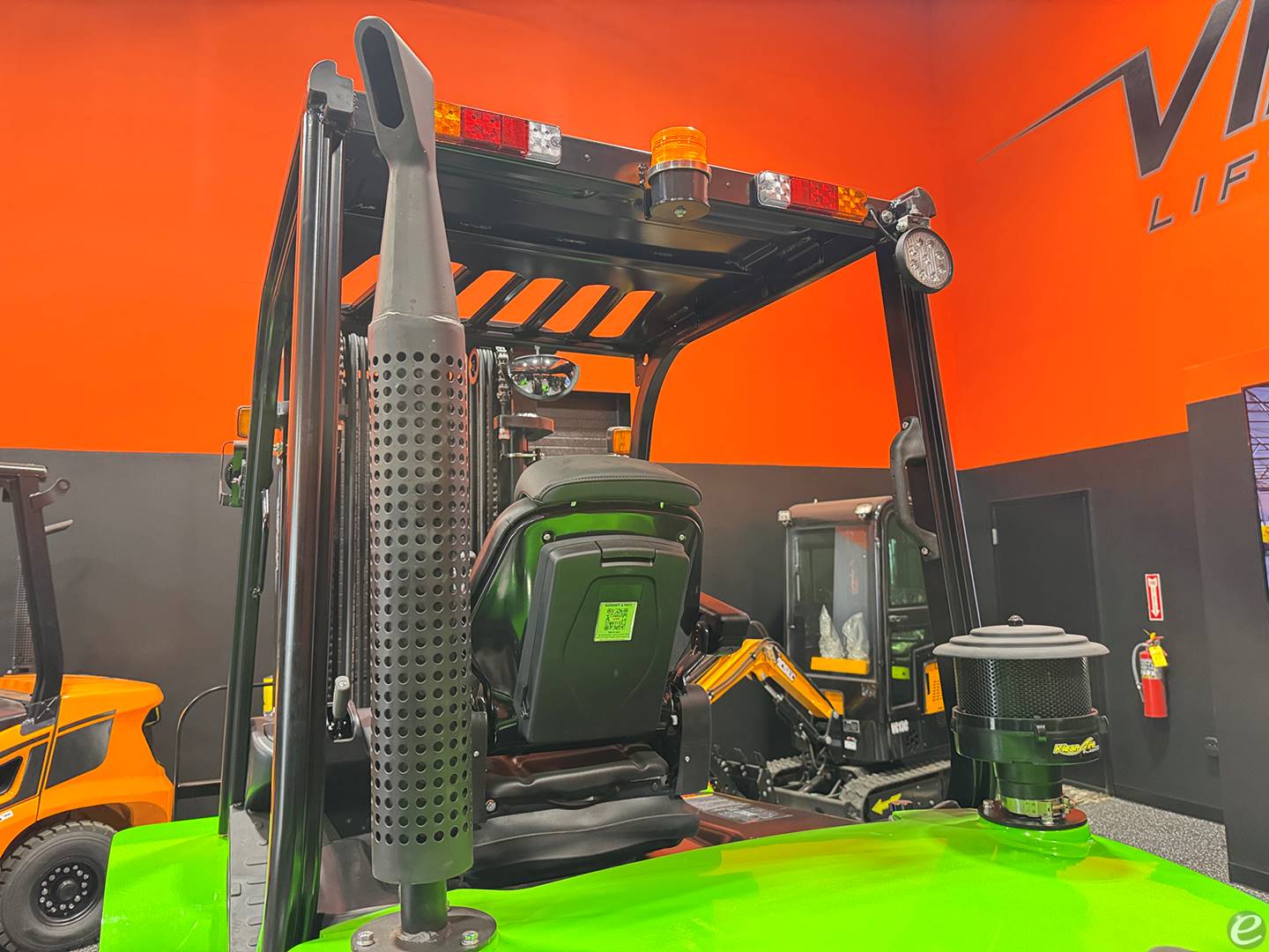 2026 Viper Lift Trucks RTD35F-2