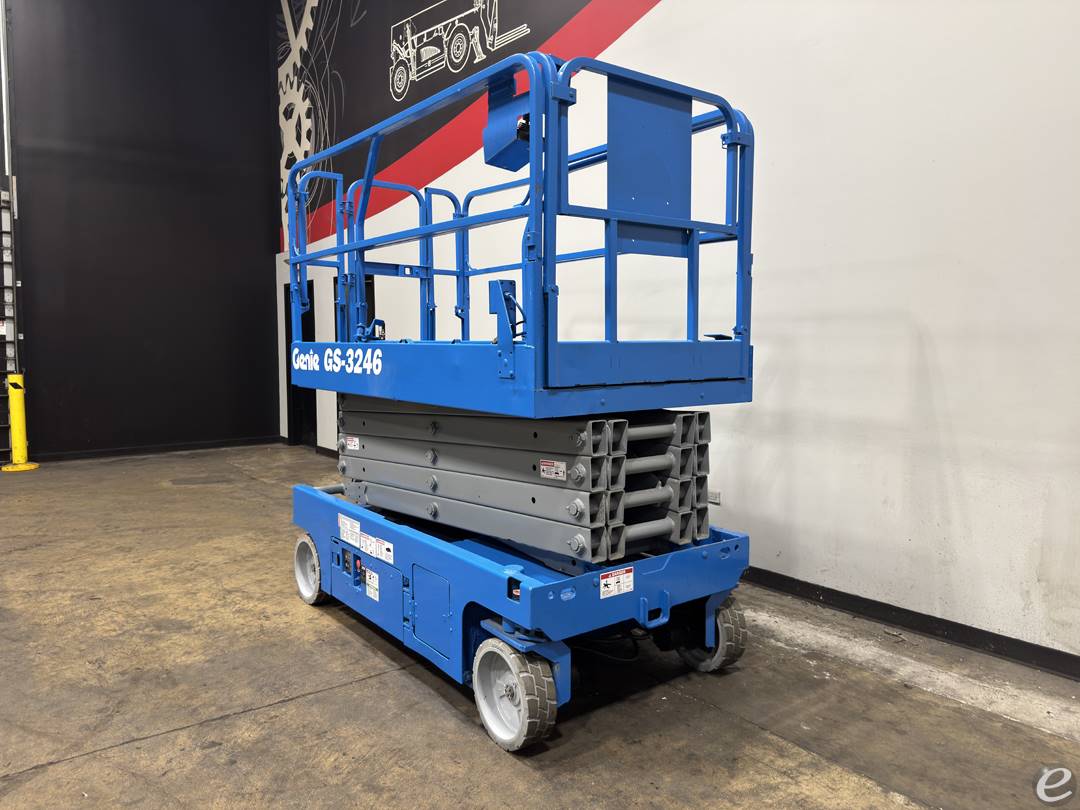 2015 Genie GS3246