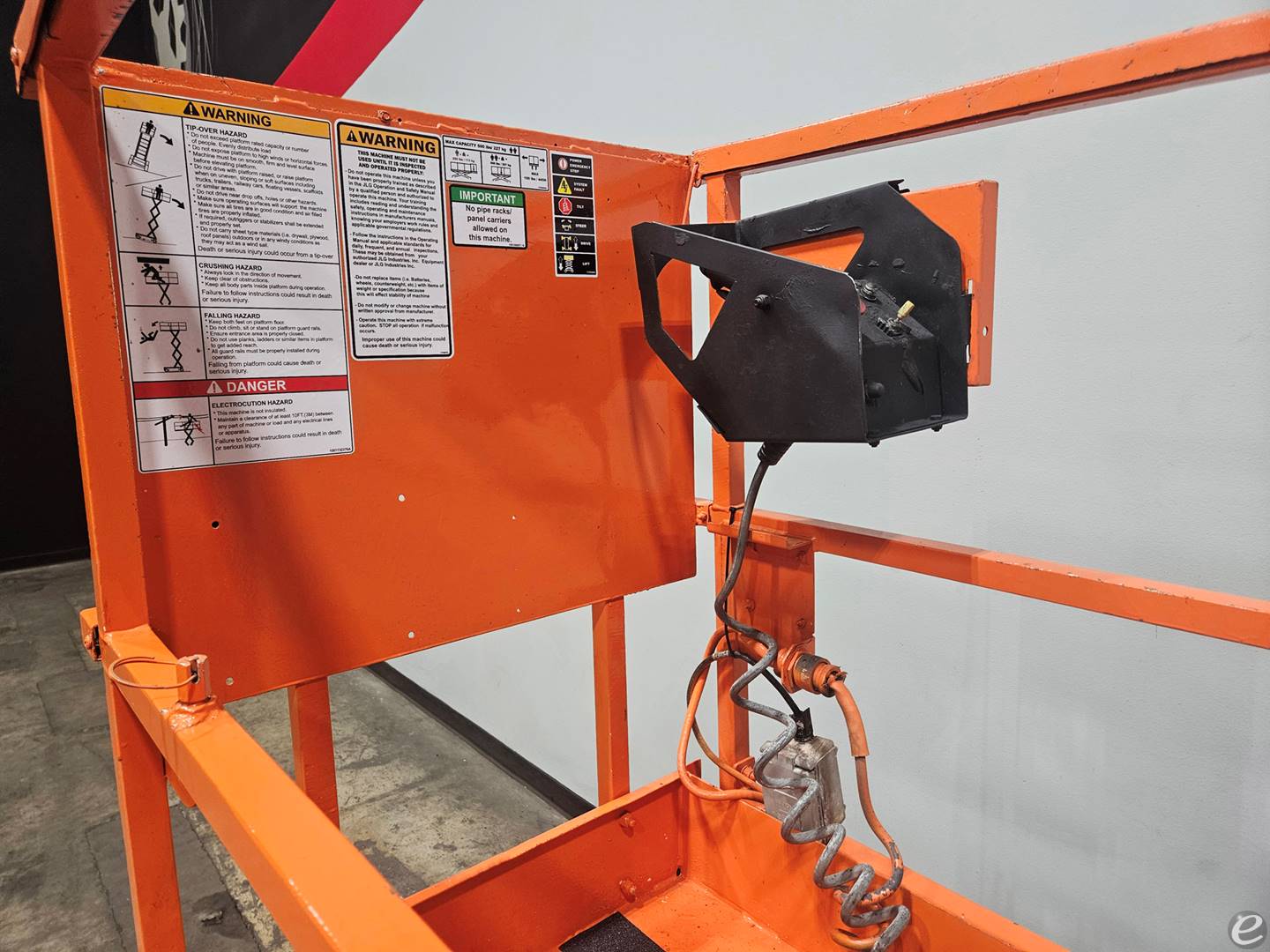 2014 JLG 1932RS