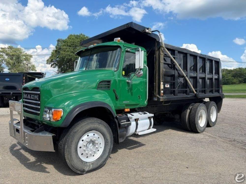2007 Mack GRANITE CV713
