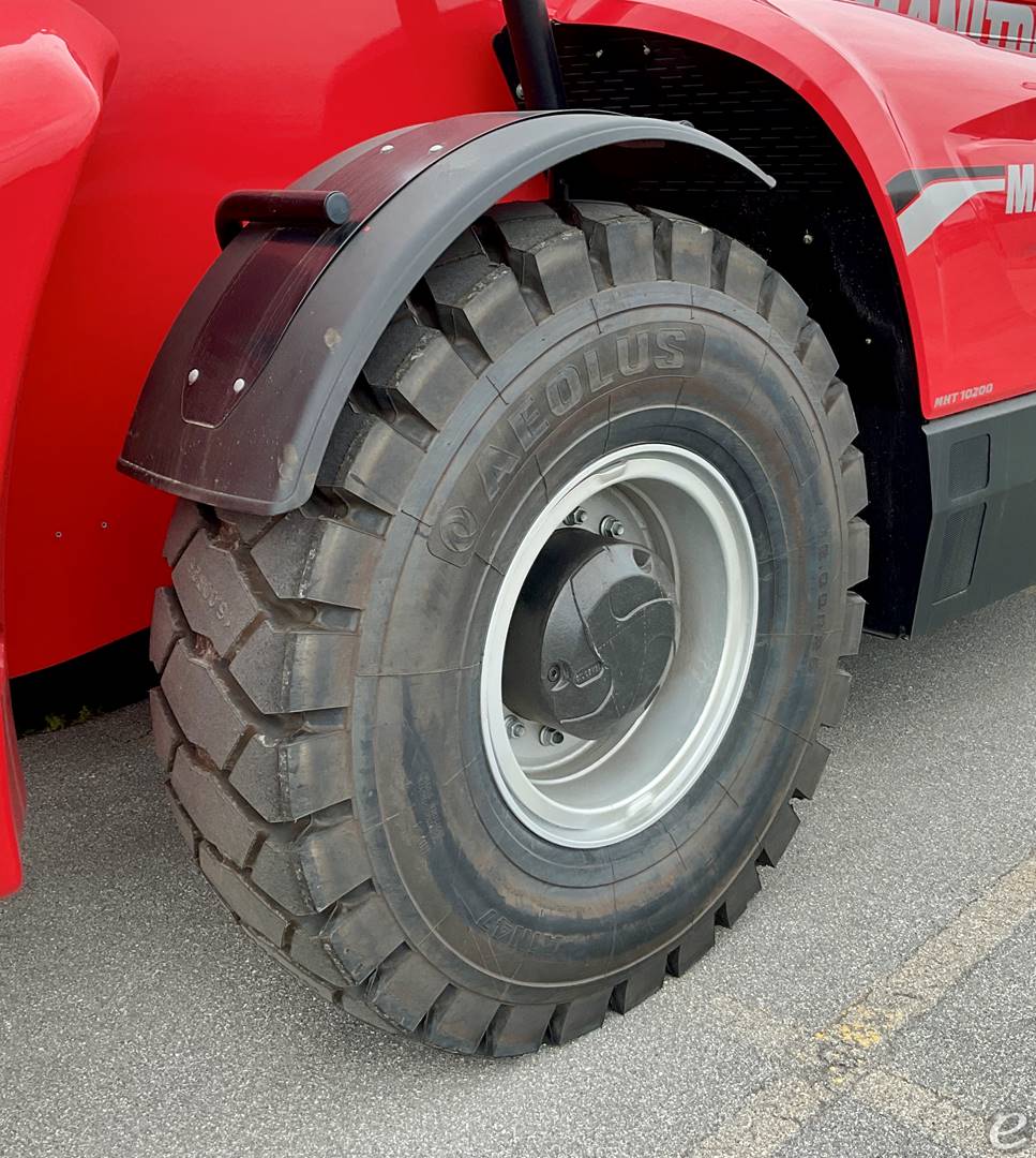 2026 Manitou MHT 10200