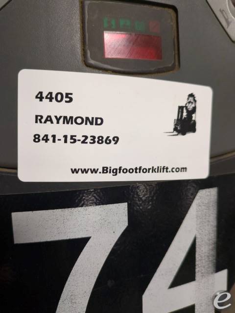 2015 Raymond 8410