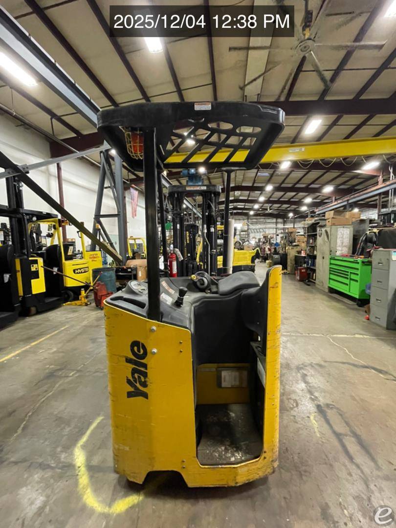 2019 Yale ESC040AD