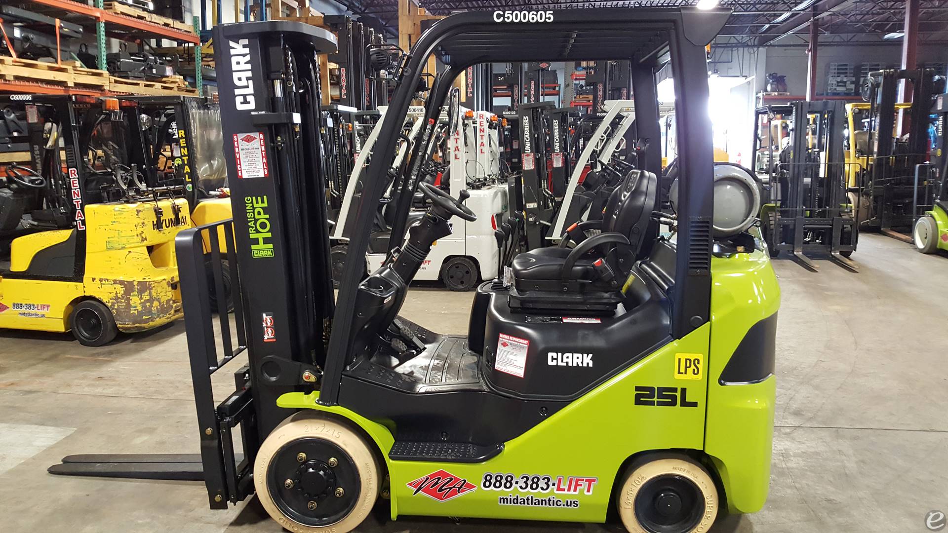2020 Clark S25C LP Gas Forklift