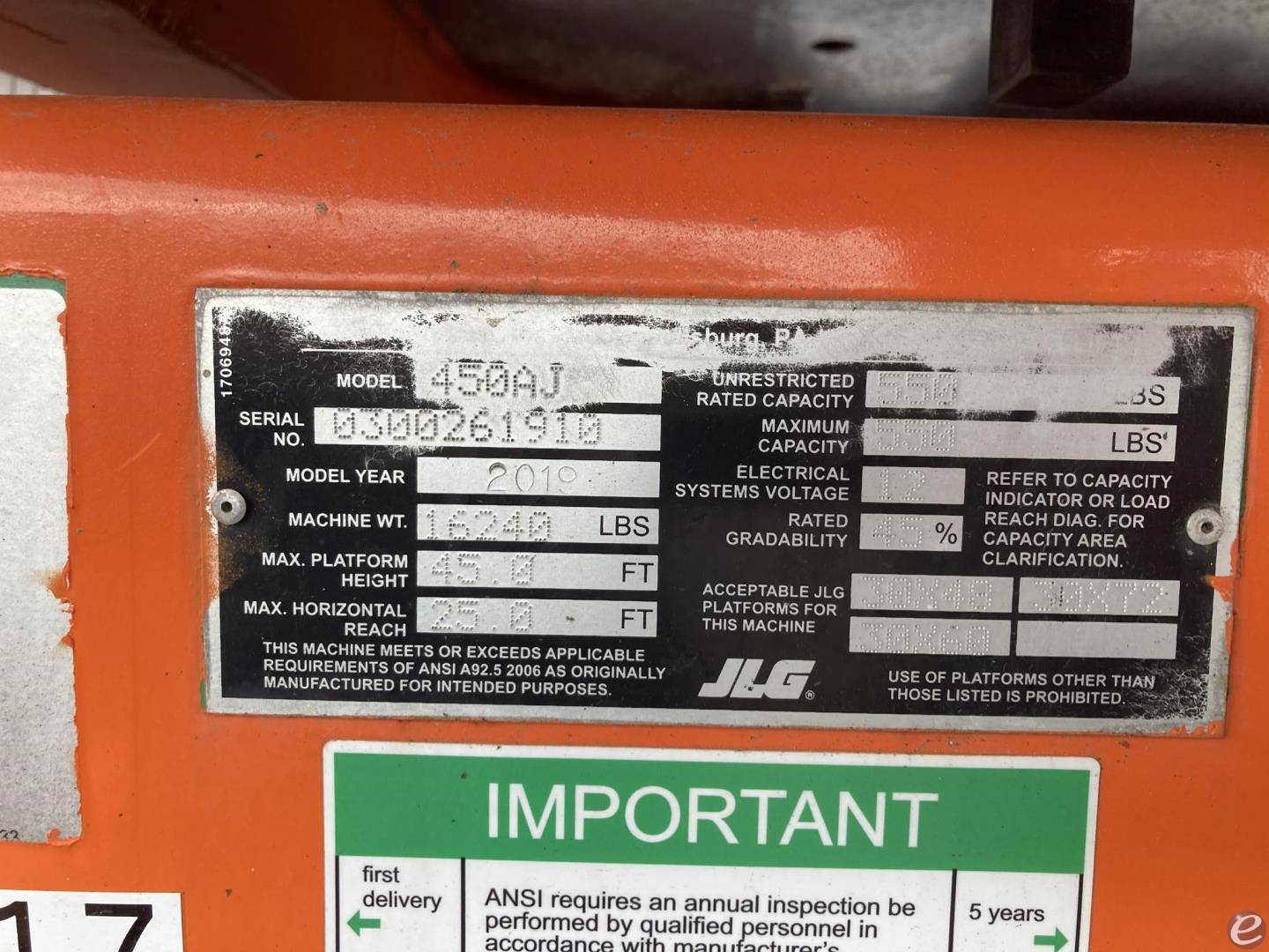 2019 JLG 450AJ