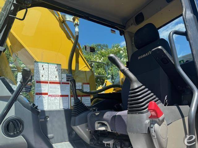 2018 Komatsu PC210 LC-11