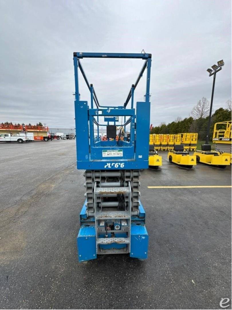 2013 Genie GS3232