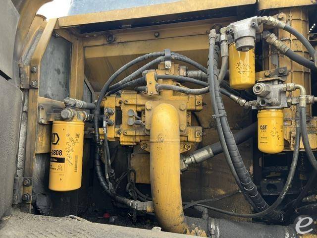 2006 Cat 330CL