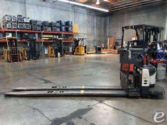 2008 Crown PE4500-80 Electric Forklift - 123Forklift