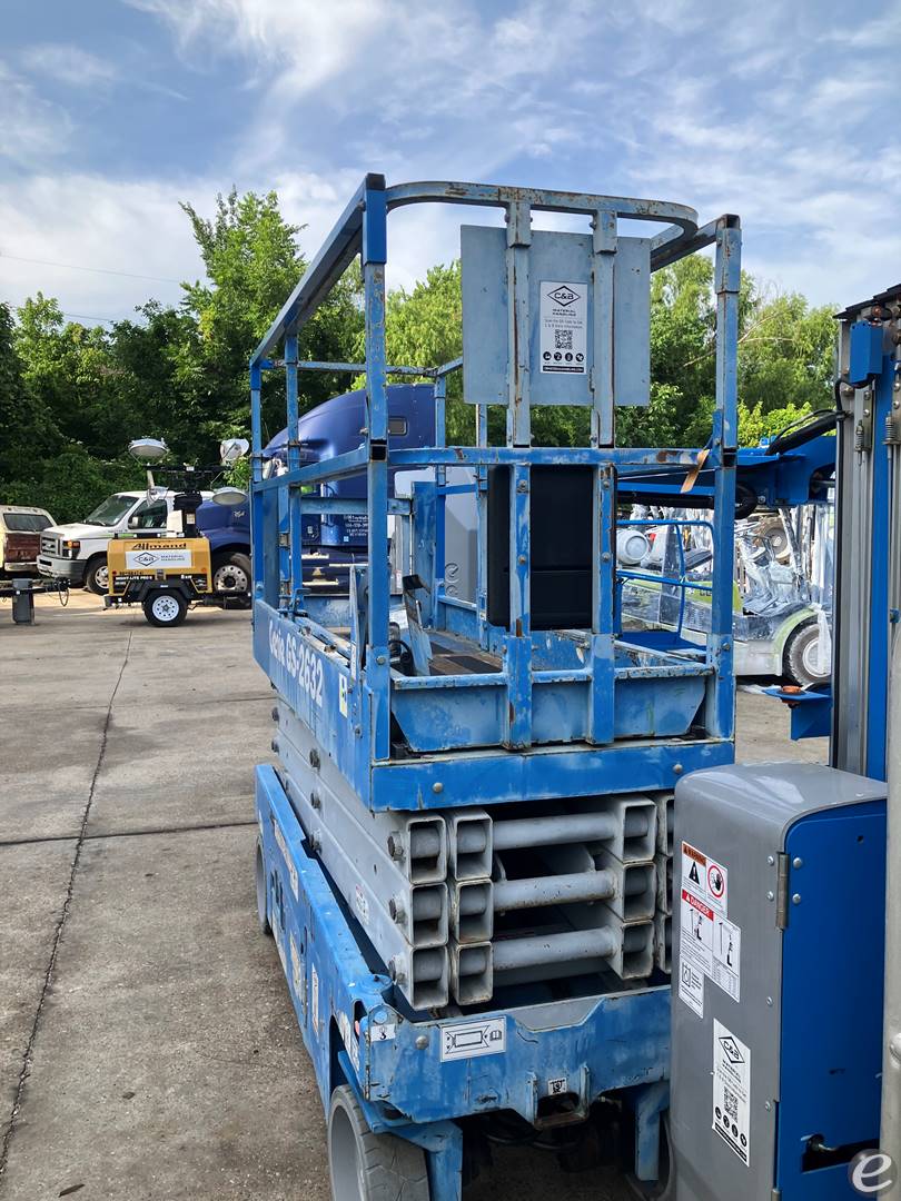 2013 Genie GS2632