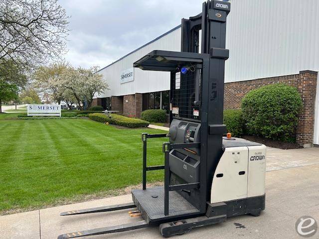 2021 Crown SP3520-30